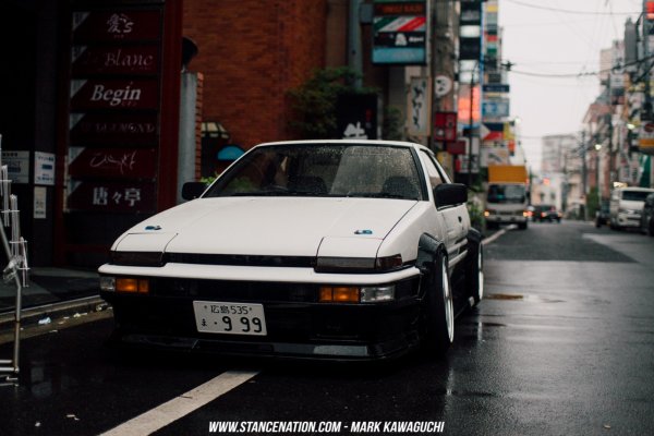 Toyota ae86 Trueno stance