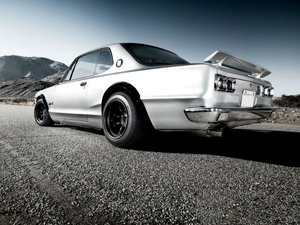 Nissan Skyline r2000