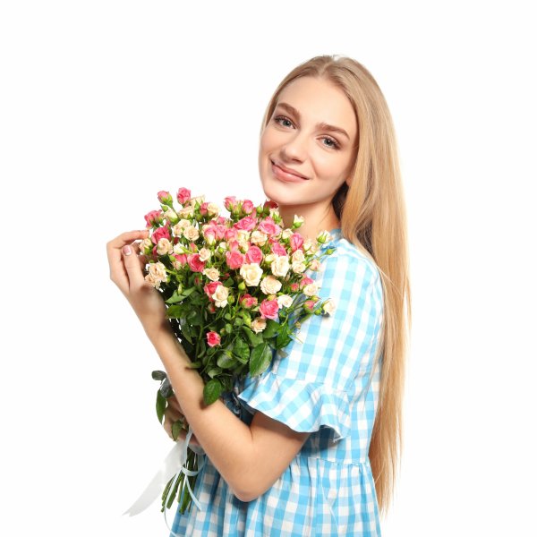 Красивые девушки с цветами