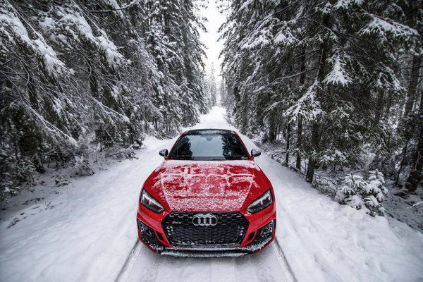 Audi rs5 Snow