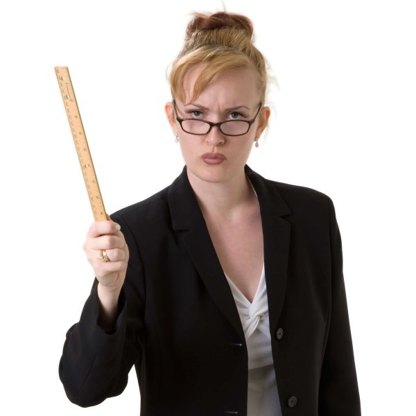 Строгий учитель с указкой