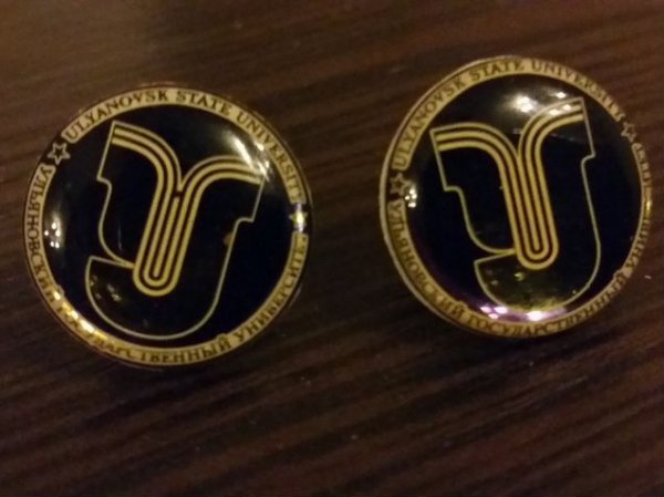 Университетский значок САМГУ