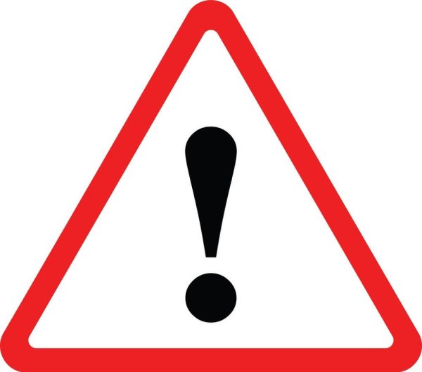 Восклицательный знак в треугольнике на белом фоне