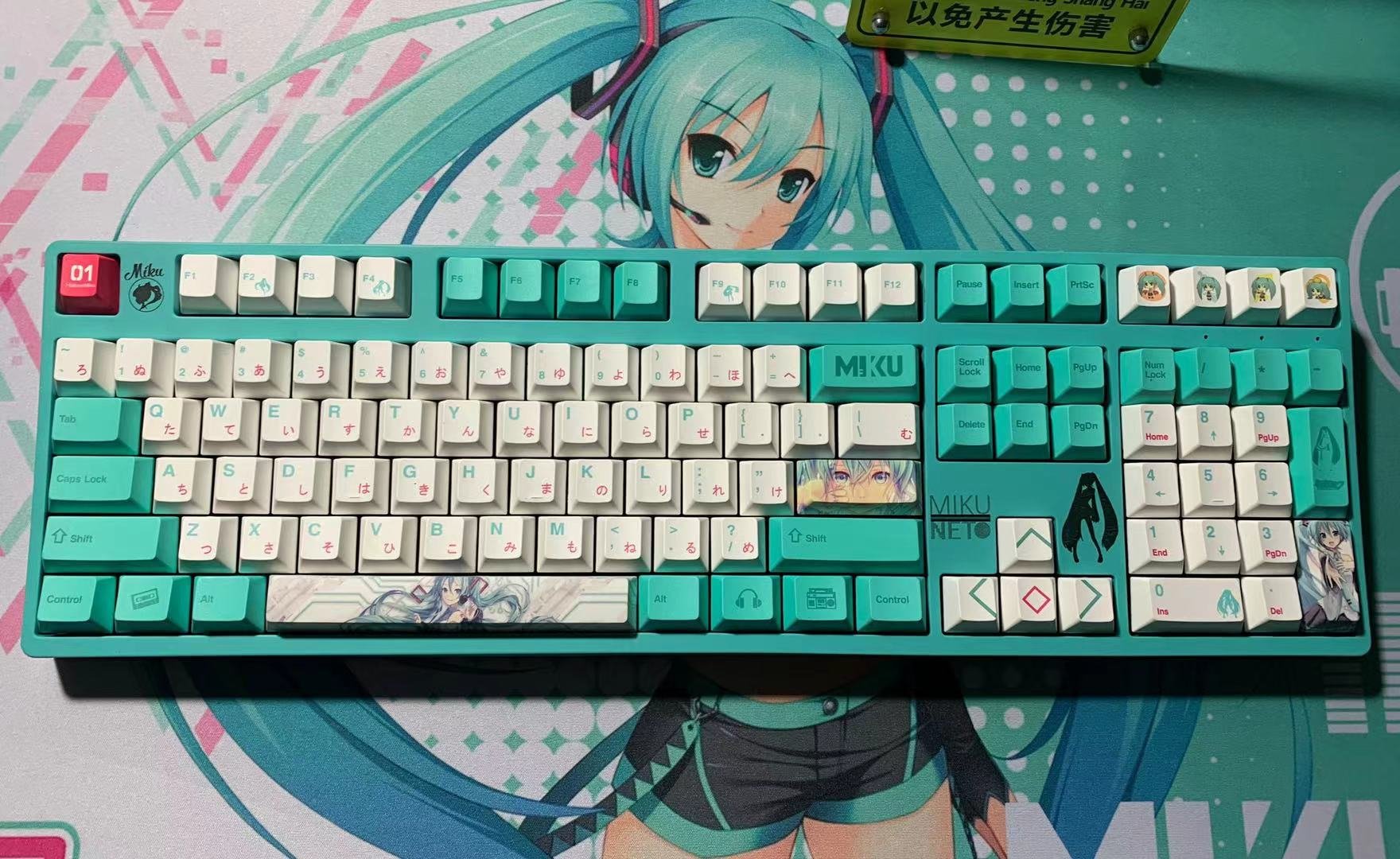 Кастомные клавиатуры аниме