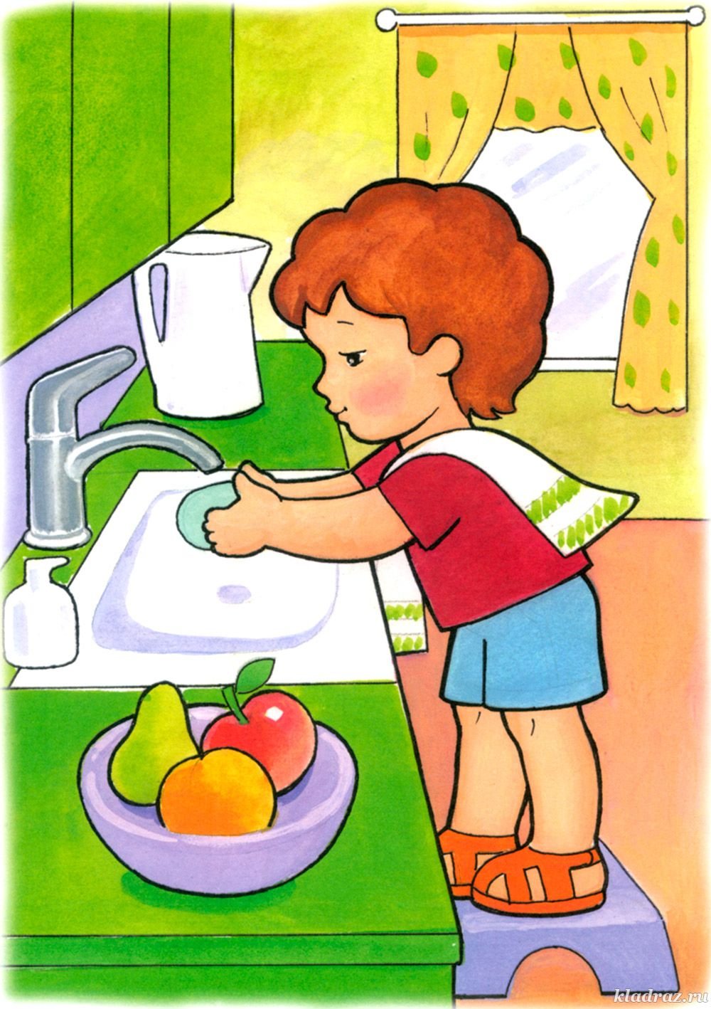 Мытье овощей перед едой для детей