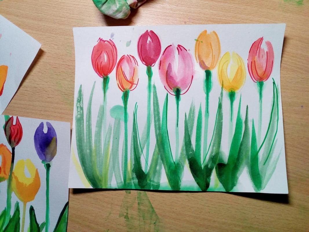 Изо подарок маме. Цветы для рисования детям. Тюльпаны рисунок. Цветы красками для детей. Рисование тюльпанов с детьми.