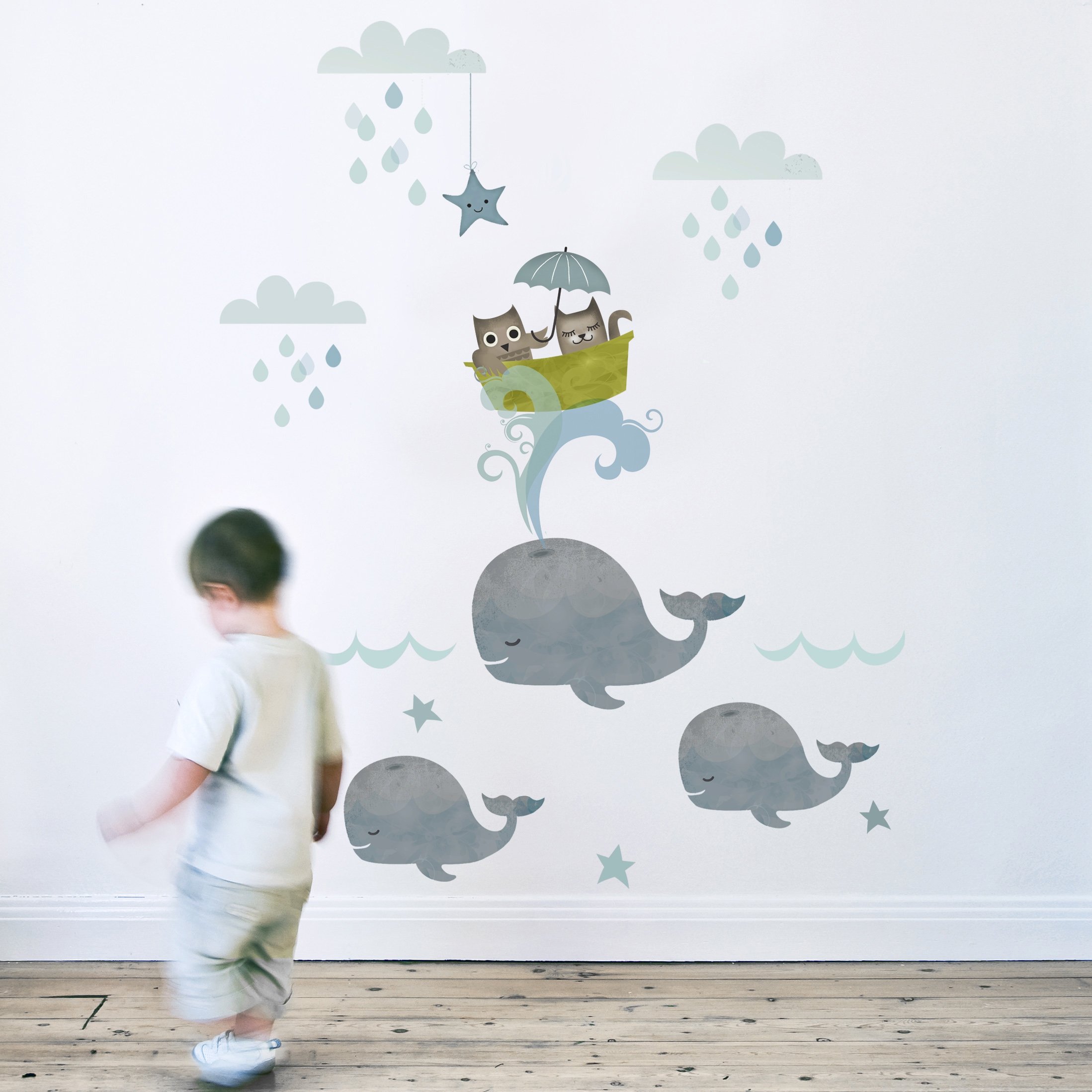 Рисуем на стене в детской