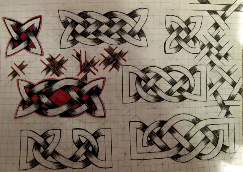 Саша рисовала в тетради разные символы
