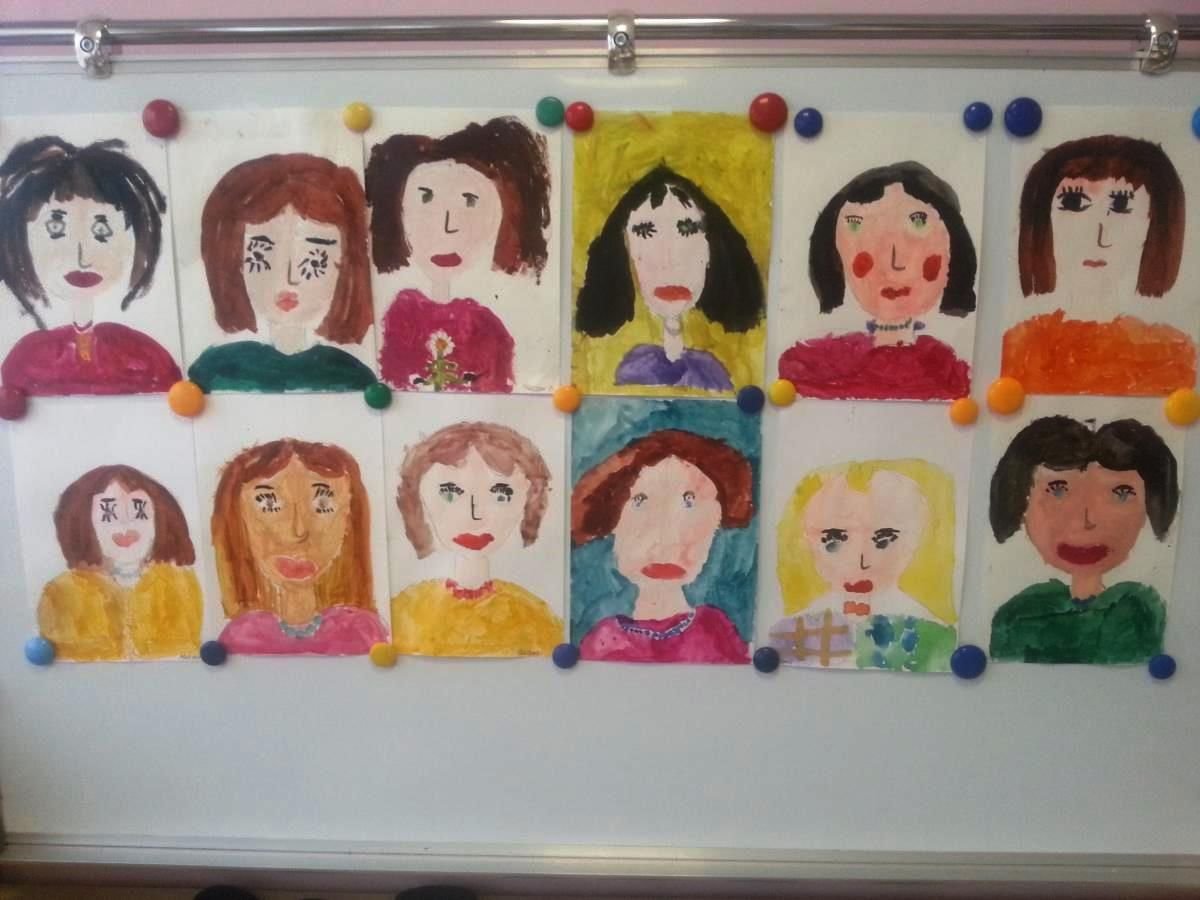 Конкурс портрет мамы в детском саду