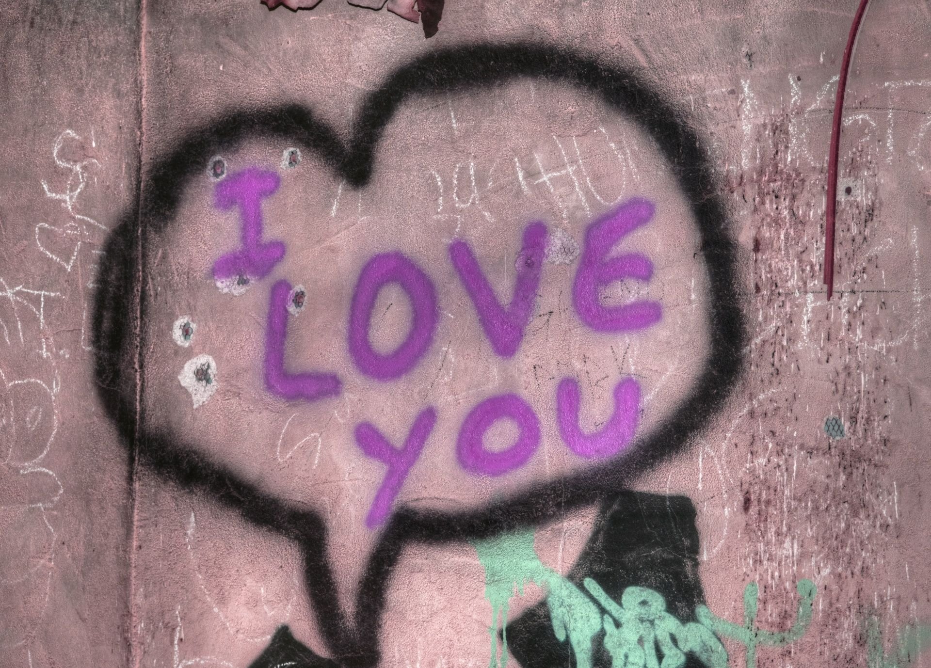 Граффити я тебя люблю