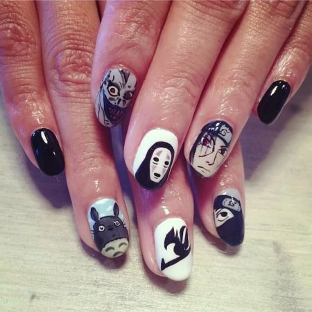 Маникюр с рисунком