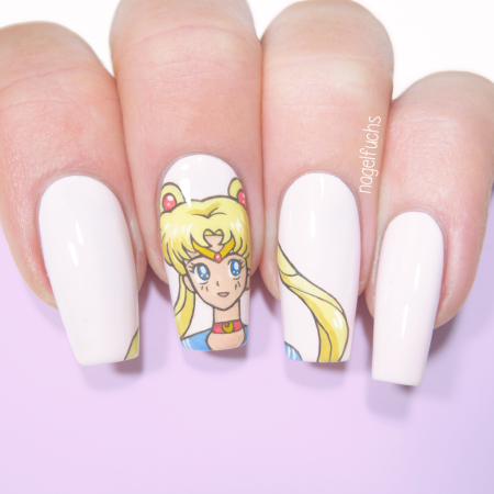 Маникюр Sailor Moon