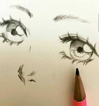 Скетчинг глаза карандашом