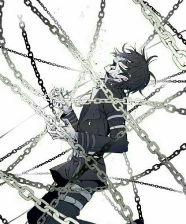 Парень в цепях