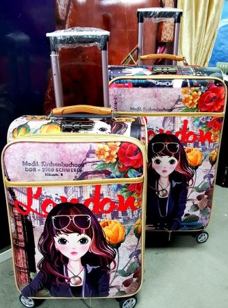 Красивые тканевые чемоданы