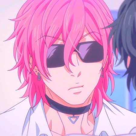 Тамура Яричин в полный рост