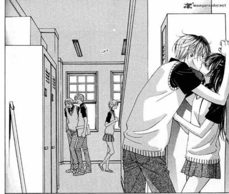 Аниме девочка у окна