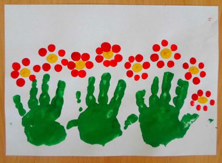 Рисование пальцами и ладошками