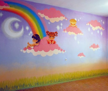 Рисование на стене в детском саду
