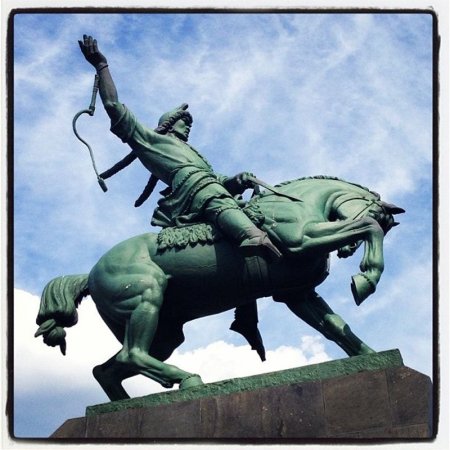 Конь Салавата Юлаева памятник