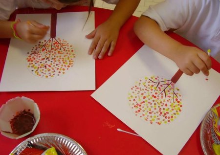 Рисование ватными палочками