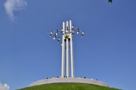 Мемориальный комплекс Журавли Саратов