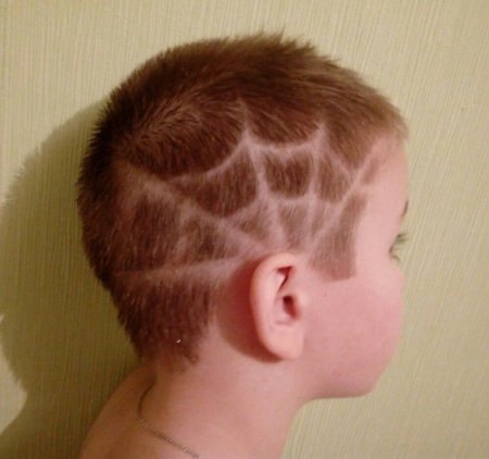 Стрижка с паутинкой для мальчика