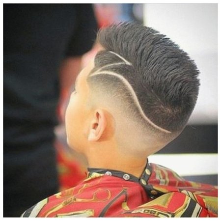 Стрижкажля мальчика с узором