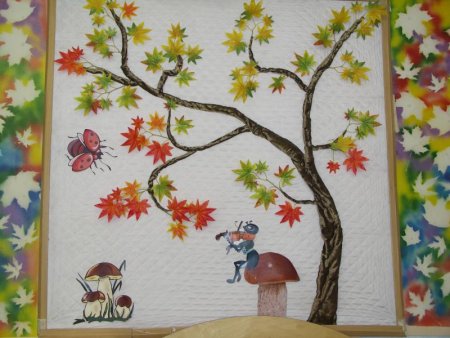 Осеннее украшение группы в детском саду