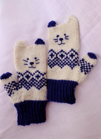 Детские вязаные варежки