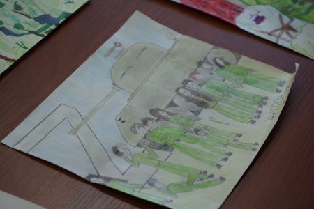 Открытка рисунок своих не бросаем