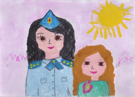 Моя мама служит в полиции