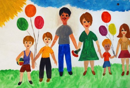 Семейный портрет детский рисунок