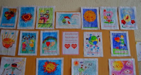 Выставка рисунков о добре