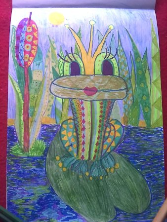 Выставка рисунков в гостях у сказки