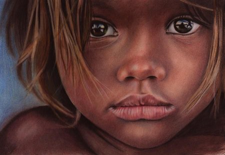 Реалистичные портреты цветными карандашами