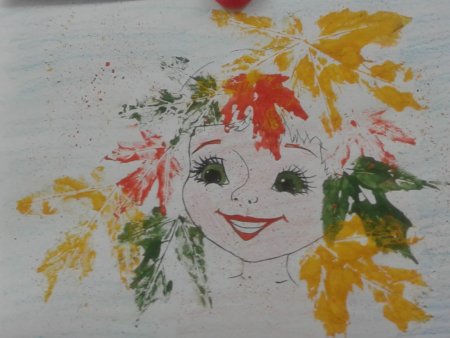 Рисунок из отпечатков листьев