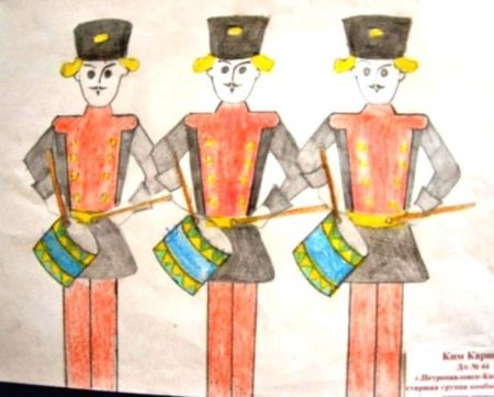 Марширующий солдат рисунок