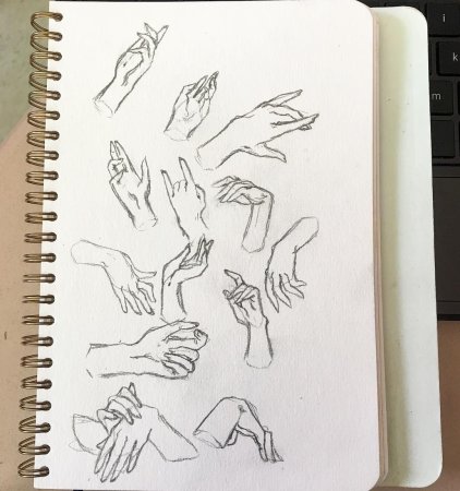 Скетчбук руки