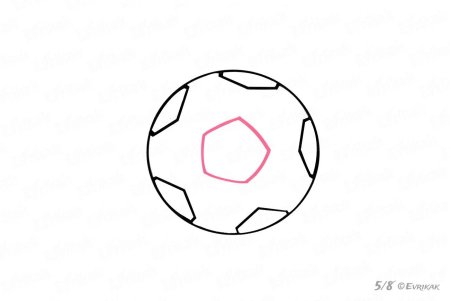 Футбольный мяч карандашом