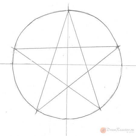 2. Рисуем звезду циркулем и линейкой