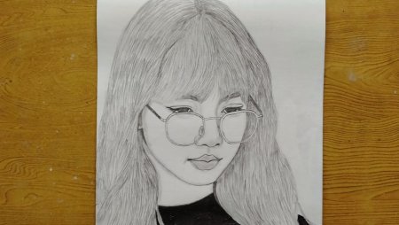 Лалиса Манобан скетч