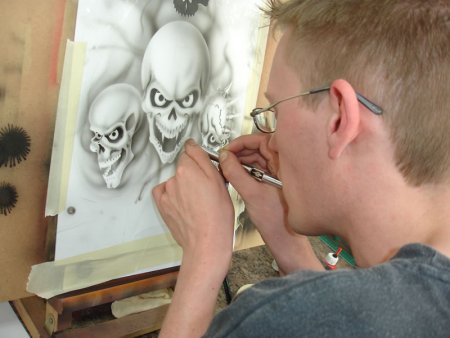 Рисование аэрографом