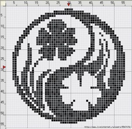 Монохромная вышивка Инь Янь