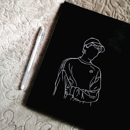 Скетчбук белой ручкой