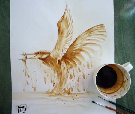 Рисование кофе на бумаге