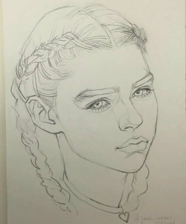 Портрет девушки карандашом