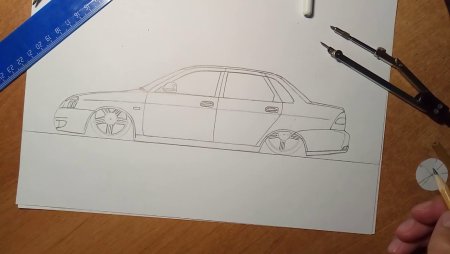 Лада Приора карандашом сбоку