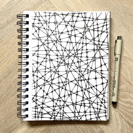 Чёрная ручка для скетчбука