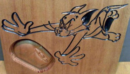 Гравировка по дереву гравером